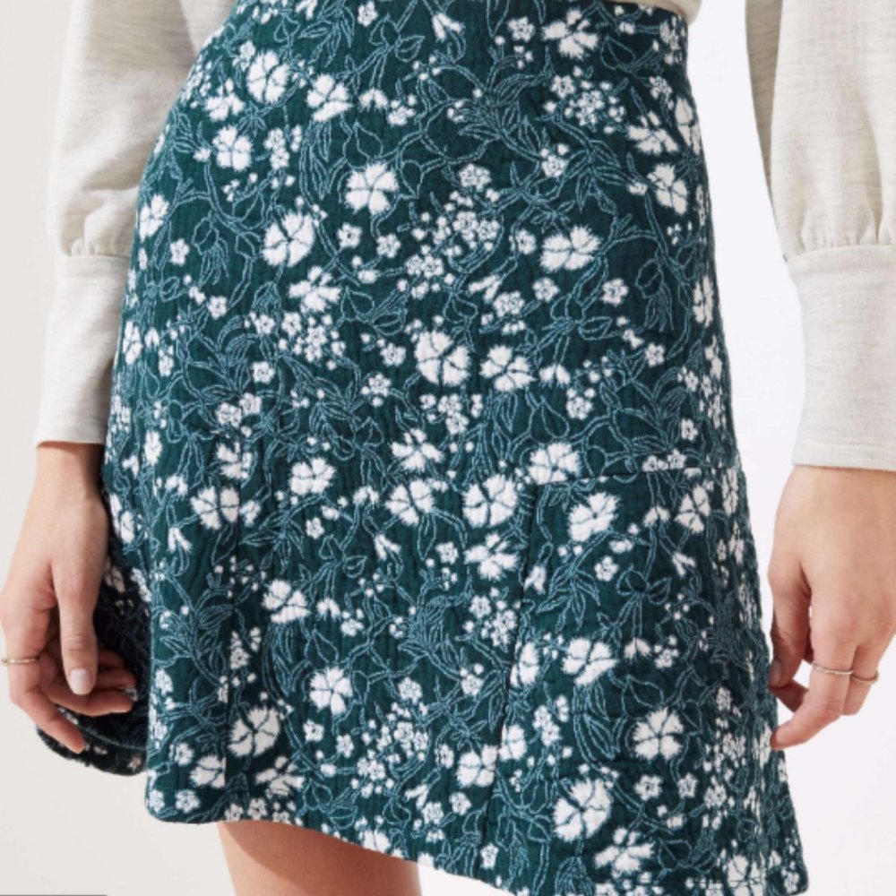 ♥️ LOFT | floral skirt